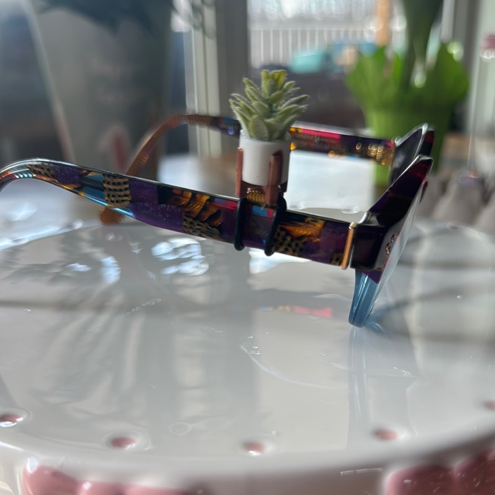 Plant decor for glasses